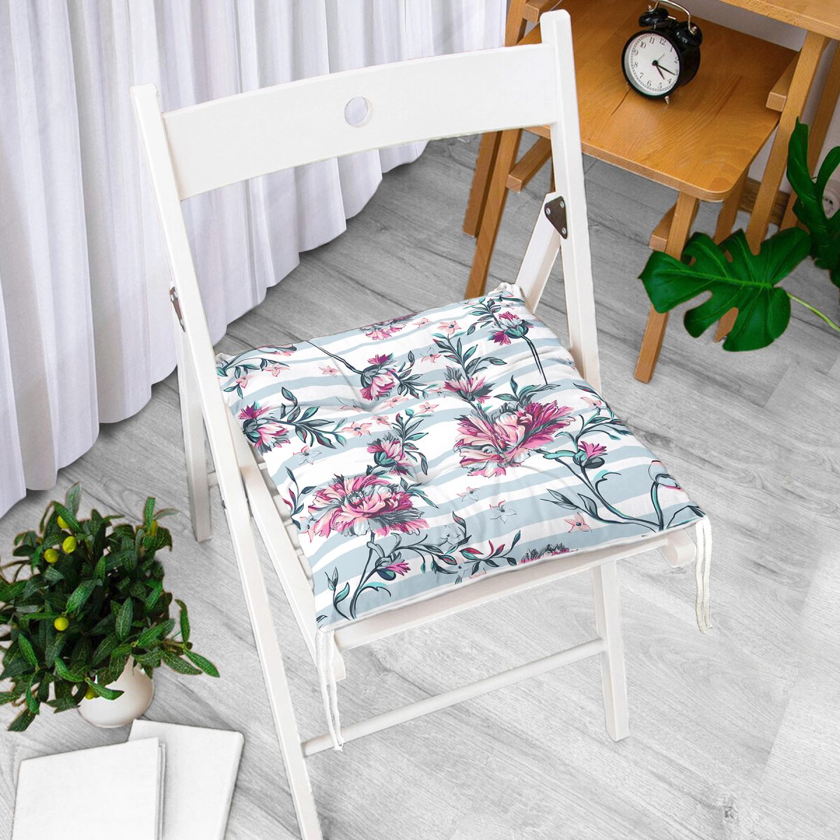 Çizgili Çiçek Desenli Dijital Baskılı Modern Pofuduk Sandalye Minderi Realhomes