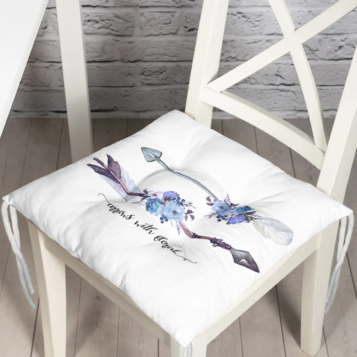 Mavi Ok Çizimli Çiçek Desenli Modern Pofuduk Sandalye Minderi Realhomes