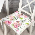 - Pofi-2512-Gorsel - Realhomes  Renkli Kuş Motifli Dijital Baskılı Pofuduk Sandalye Minderi Realhomes