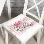 - Pofi-2572-Gorsel - Realhomes Anahtar Motifli Çiçek Desenli Çizgili Pofuduk Sandalye Minderi Realhomes