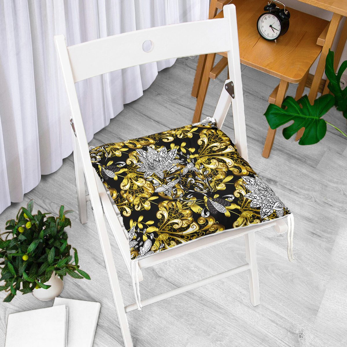 Altın Ve Çiçekli Özel Tasarım Dijital Baskılı Modern Pofuduk Sandalye Minderi Realhomes