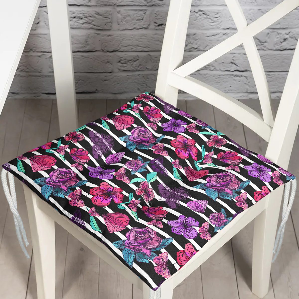 Çizgili Zeminde Rengarenk Çiçekler Dijital Baskılı Modern Pofuduk Sandalye Minderi Realhomes