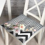 - Pofi-3977-Gorsel - Realhomes  RealHomes Özel Tasarım Dijital Baskılı Modern Pofuduk Sandalye Minderi Realhomes