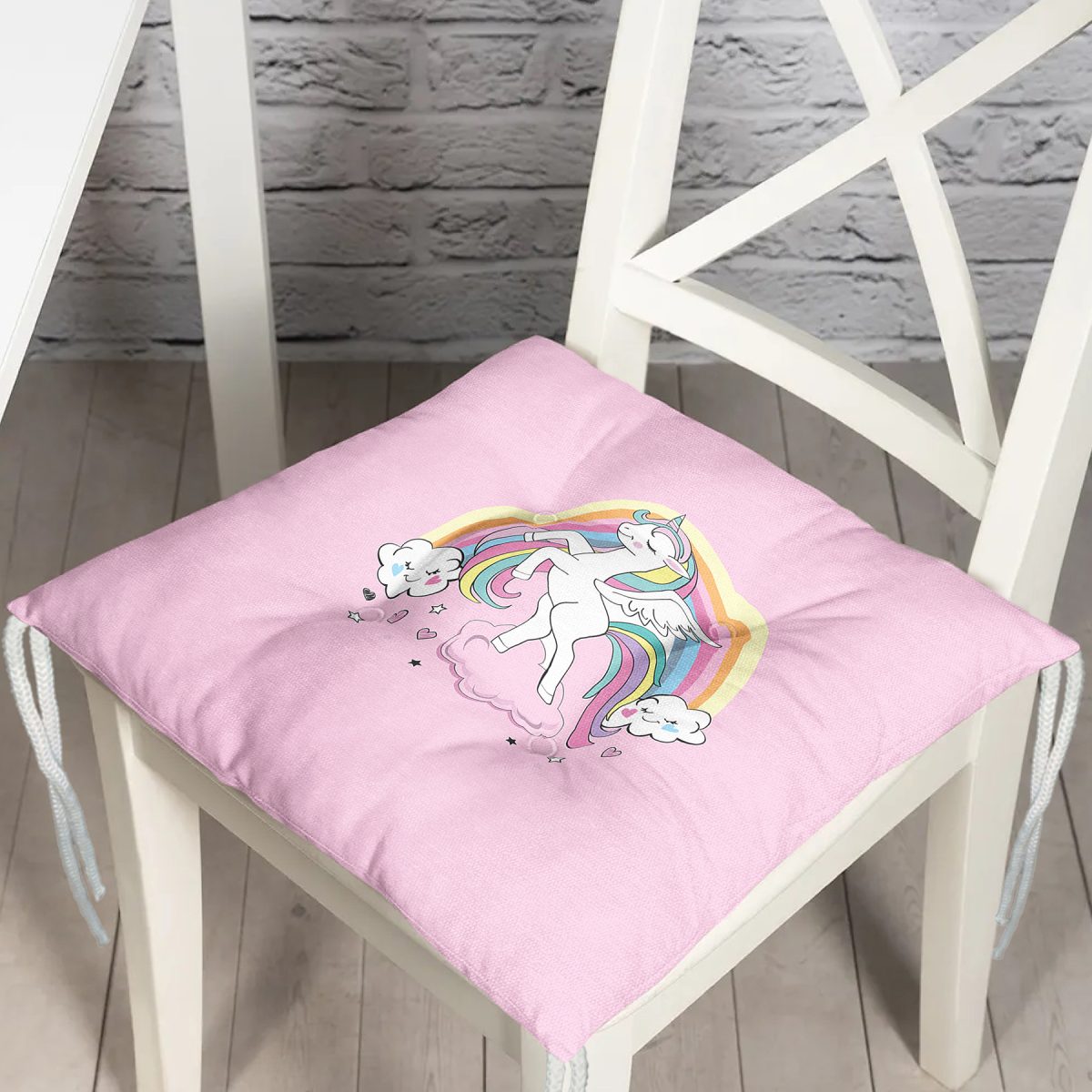 Pembe Zeminde Unicorn Desenli Özel Tasarımlı Dijital Baskılı Modern Pofuduk Sandalye Minderi Realhomes