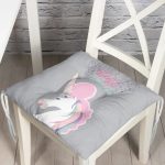 Gri Zeminde Baby Shower Unicorn At Tasarımlı Modern Pofuduk Sandalye Minderi Realhomes