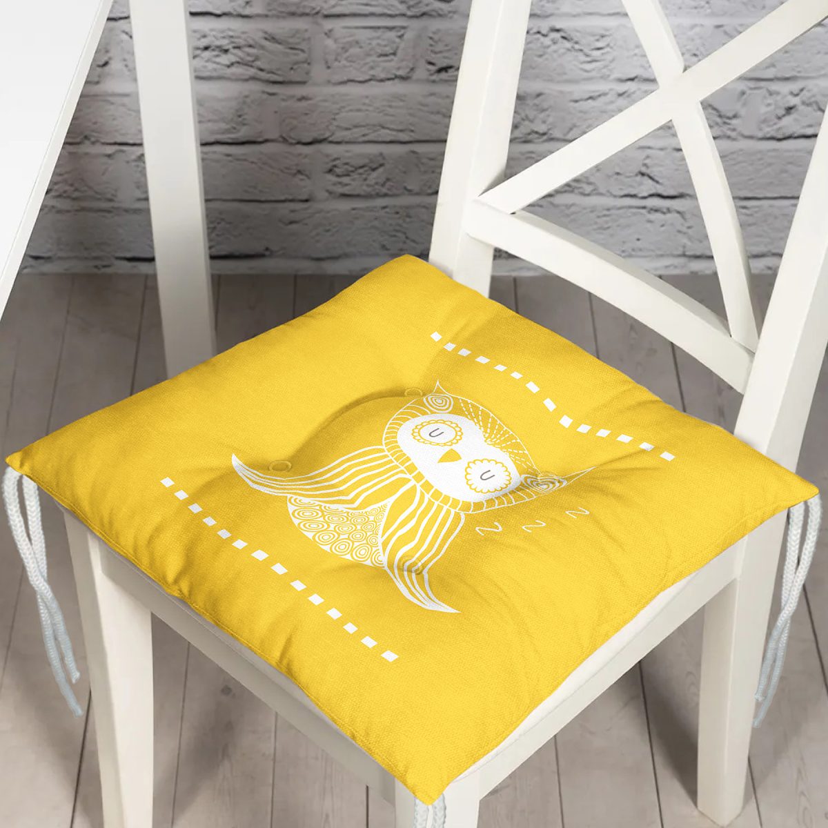 Realhomes Sarı Zeminde Baykuş Özel Tasarımlı Modern Pofuduk Sandalye Minderi Realhomes