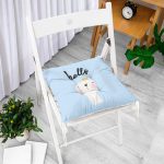 - Pofi-4383m-Gorsel-1 - Realhomes  Mavi Zeminde Hello Kedicik Özel Tasarımlı Modern Pofuduk Sandalye Minderi Realhomes