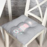 - Pofi-4403-Gorsel - Realhomes  Gri Zeminde Deniz ve Ayıcık Desenli Modern Pofuduk Sandalye Minderi Realhomes