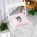 - Pofi-4418-Gorsel-1 - Realhomes  Realhomes Pembe Zeminde Atkılı Ayıcık Desenli Modern Pofuduk Sandalye Minderi Realhomes