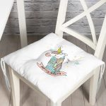 - Pofi-4420-Gorsel - Realhomes Realhomes Beyaz Zeminde Unicorn Motifli Modern Pofuduk Sandalye Minderi Realhomes