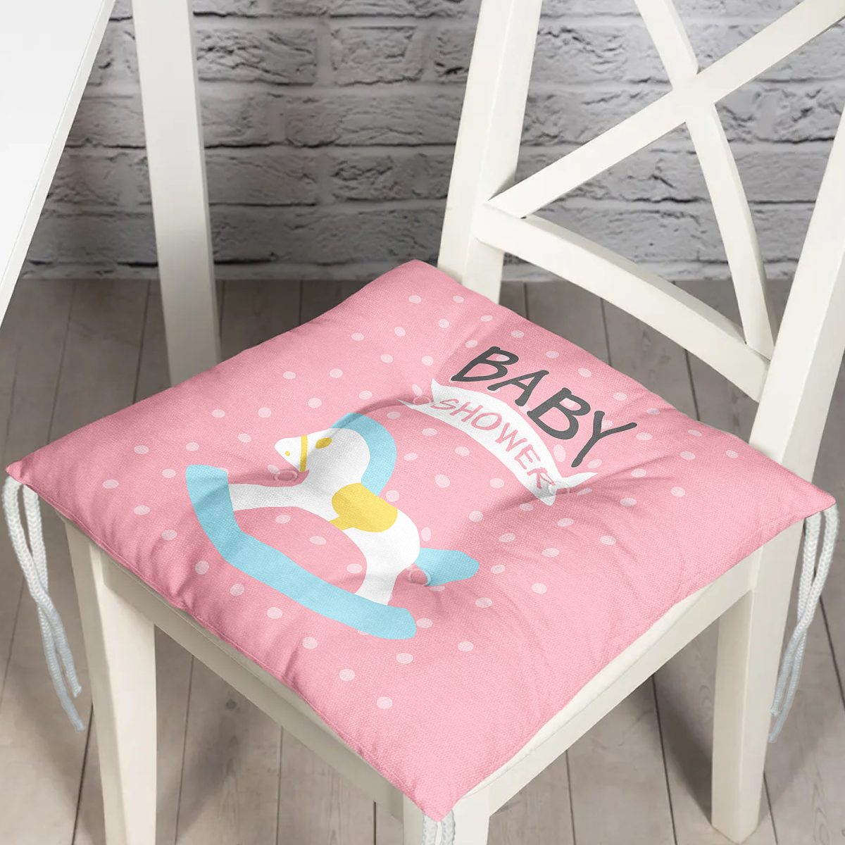Pembe Zeminde Baby Shower Temalı Desenli Bebek Odası Pofuduk Sandalye Minderi Realhomes