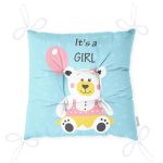 - Pofi-4472-Gorsel-2 - Realhomes Mavi Zeminde It's A Girl Yazılı Özel Tasarımlı Dijital Baskılı Çocuk Odası Pofuduk Sandalye Minderi Realhomes