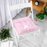 - Pofi-4508p-Gorsel-1 - Realhomes  Pembe Zemin Uyuyan Geyik Desenli Özel Tasarımlı Dijital Baskılı Çocuk Odası Pofuduk Sandalye Minderi Realhomes