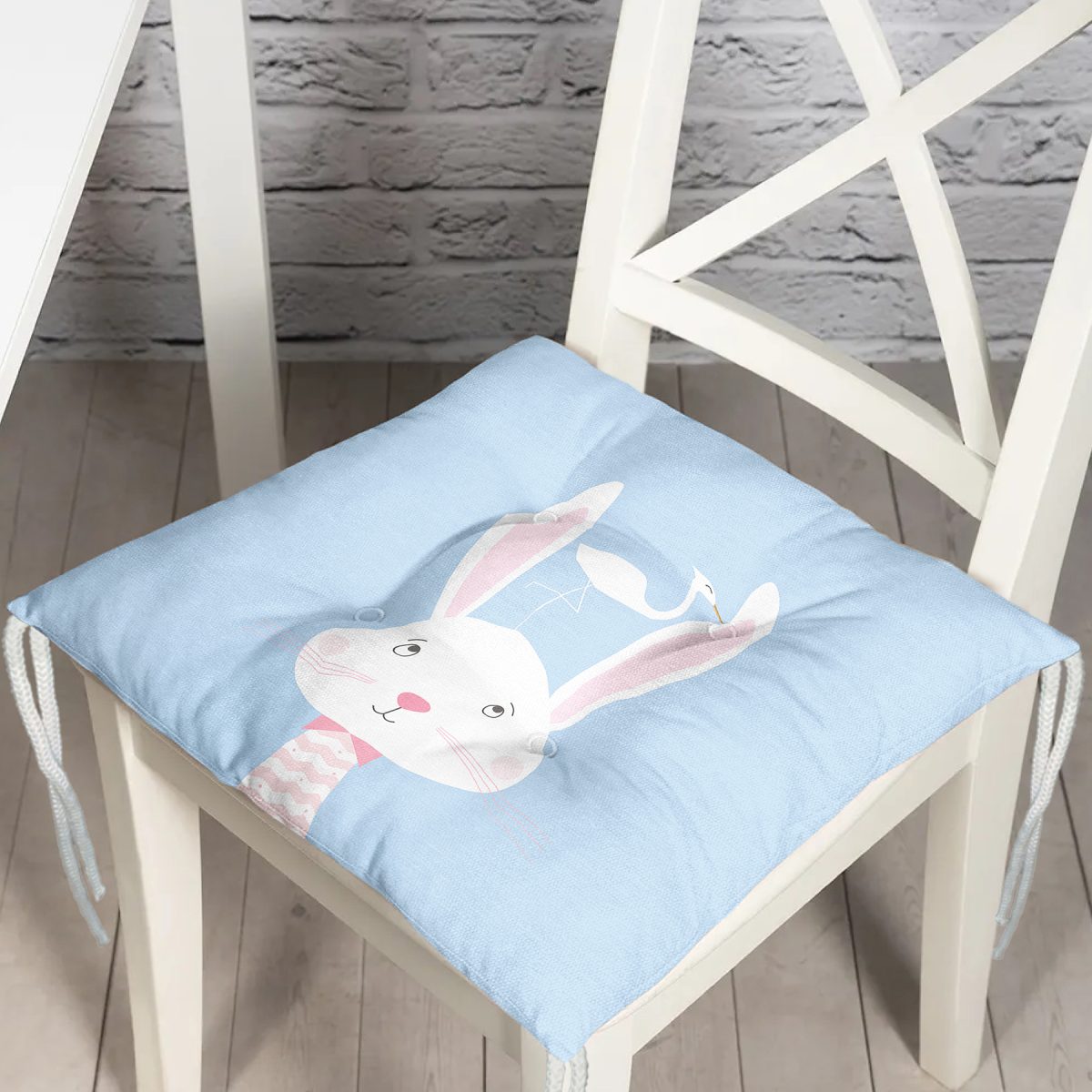 Mavi Zemin Sevimli Tavşan Ve Leylek Desenli Dijital Baskılı Çocuk Odası Pofuduk Sandalye Minderi Realhomes