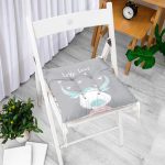 - Pofi-4517-Gorsel-1 - Realhomes Gri Zemin Sevimli İnek Ve Kuş Özel Tasarımlı Dijital Baskılı Çocuk Odası Pofuduk Sandalye Minderi Realhomes