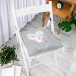 - Pofi-4574-Gorsel-1 - Realhomes Gri Zeminli Mavi Kalpli Unicorn Desenli Çocuk Odası Pofuduk Sandalye Minderi Realhomes