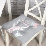 Realhomes Gri Zeminde Sevimli Geyik Tasarımlı Modern Pofuduk Sandalye Minderi Realhomes