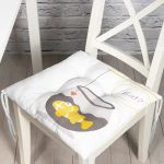 - Pofi-4587-Gorsel - Realhomes Beyaz Zeminde Akvaryum Temalı Çocuk Odası Pofuduk Sandalye Minderi Realhomes