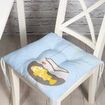 - Pofi-4587m-Gorsel - Realhomes Mavi Zeminde Akvaryum Temalı Çocuk Odası Pofuduk Sandalye Minderi Realhomes