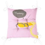 - Pofi-4590p-Gorsel-2 - Realhomes Pembe Zeminde Leylek Motifli Özel Tasarım Çocuk Odası Pofuduk Sandalye Minderi Realhomes