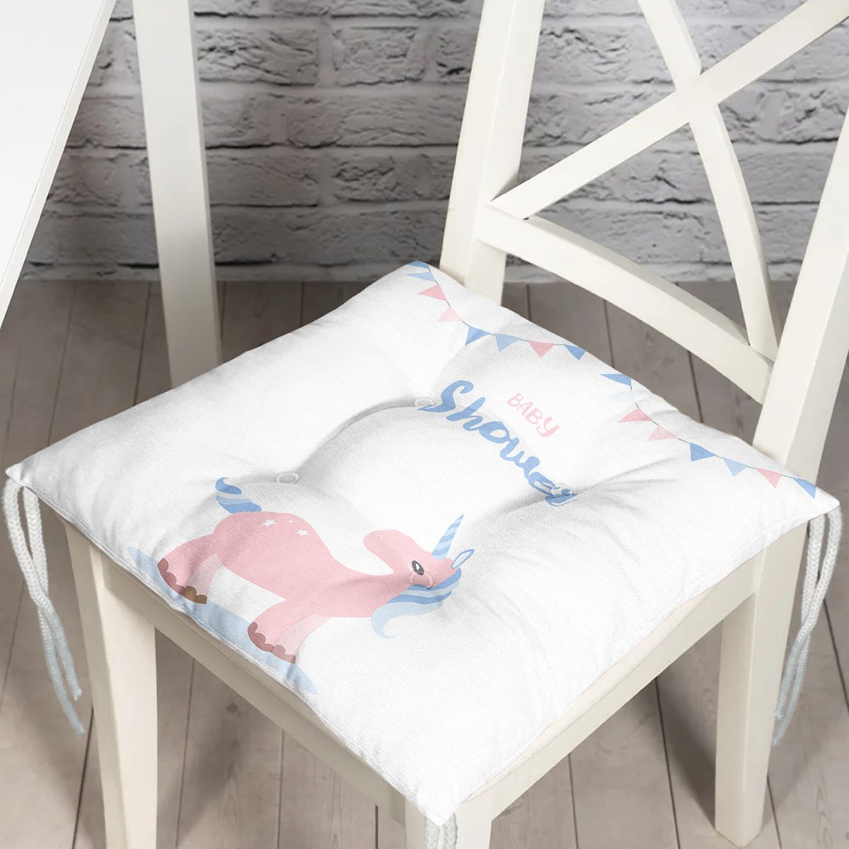 Beyaz Zemin Baby Shower Yazılı Unicorn Desenli Dijital Baskılı Çocuk Odası Pofuduk Sandalye Minderi Realhomes