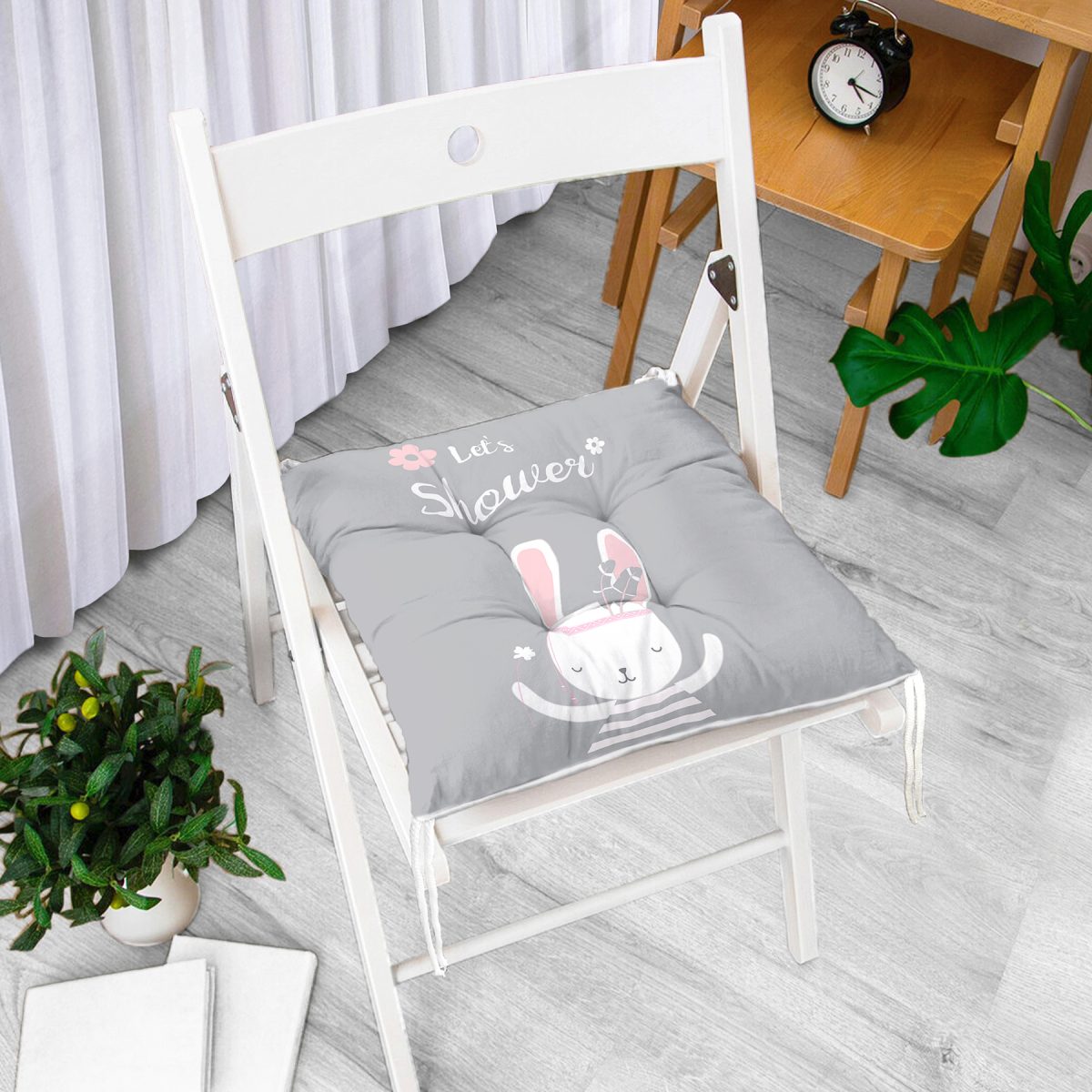 Gri Zemin Baby Shower Temalı Tavşan Desenli Dijital Baskılı Çocuk Odası Pofuduk Sandalye Minderi Realhomes