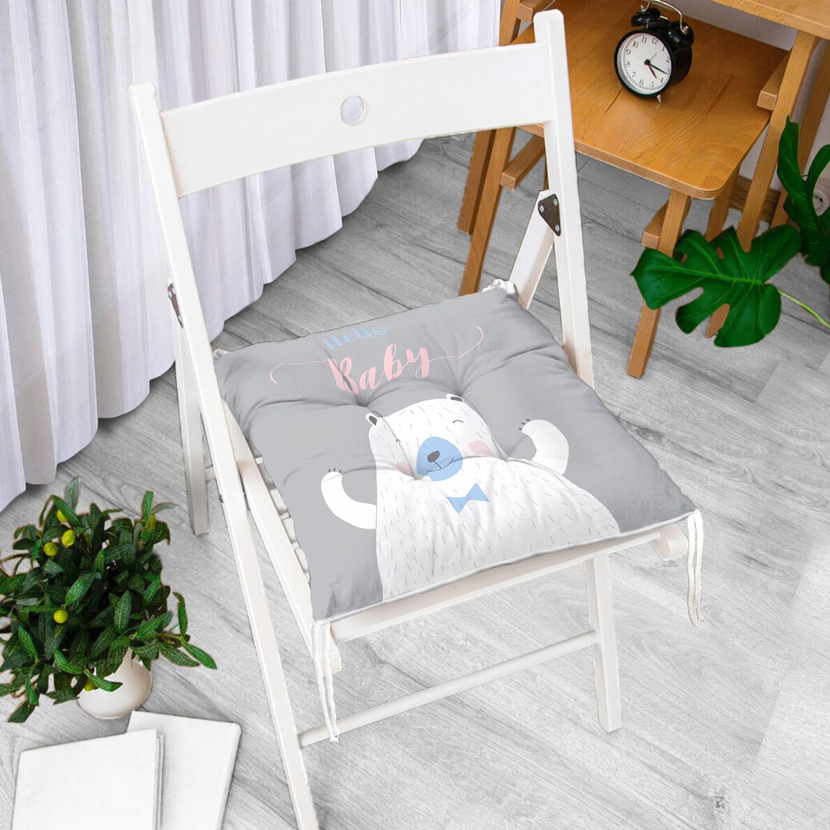 Gri Zemin Hello Baby Yazılı Ayıcık Desenli Dijital Baskılı Modern Pofuduk Sandalye Minderi Realhomes