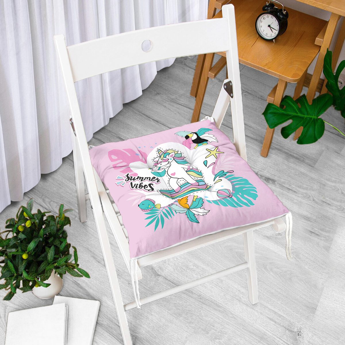 Pembe Zemin Tatil Temalı Unicorn Desenli Dijital Baskılı Modern Pofuduk Sandalye Minderi Realhomes