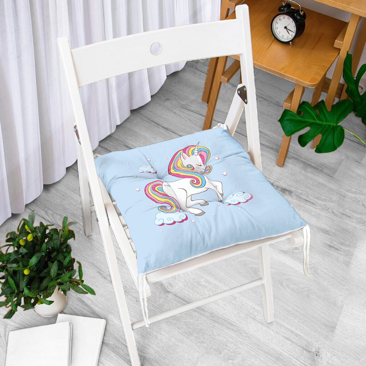 Mavi Zeminde Uyuyan Unicorn Desenli Dijital Baskılı Modern Pofuduk Sandalye Minderi Realhomes