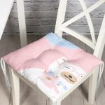- Pofi-4802-Gorsel - Realhomes  Pembe Zeminde Anne Ve Yavru Ayı Baby Shower Dijital Baskılı Çocuk Odası Pofuduk Sandalye Minderi Realhomes