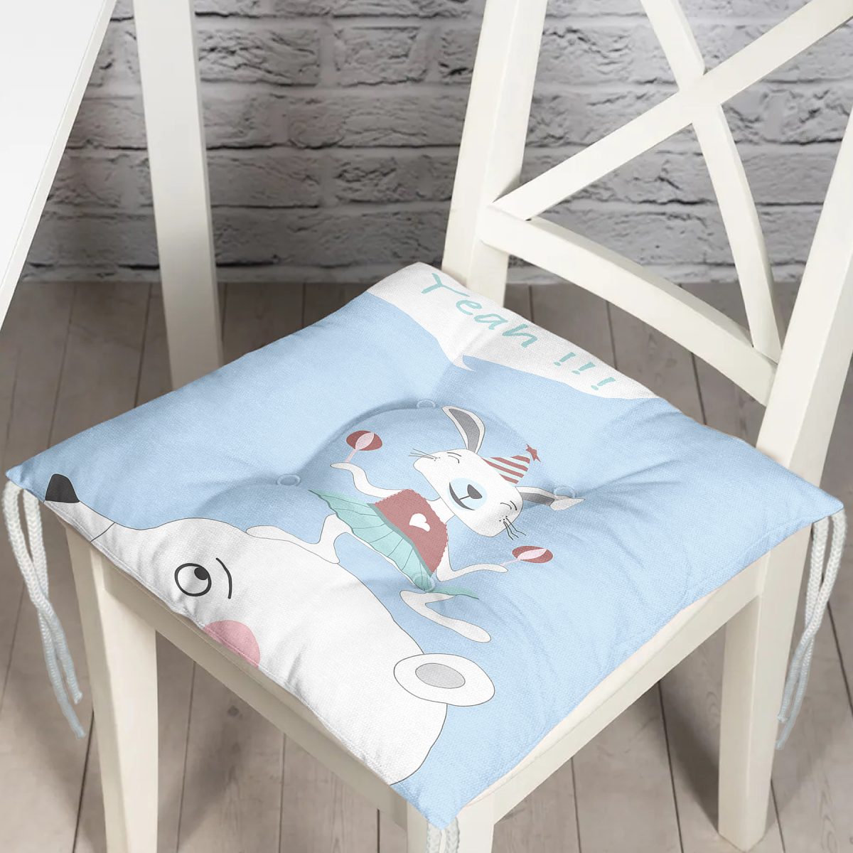 Mavi Zeminde Sevimli Sirk Tavşanı Çocuk Odası Pofuduk Sandalye Minderi Realhomes