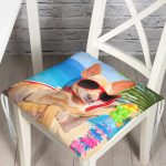 - Pofi-5630-Gorsel - Realhomes Hamaktaki Köpek Motifli Modern Pofuduk Sandalye Minderi Realhomes