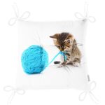 - Pofi-5647-Gorsel-2 - Realhomes İple Oynayan Yavru Kedi Desenli Modern Pofuduk Sandalye Minderi Realhomes