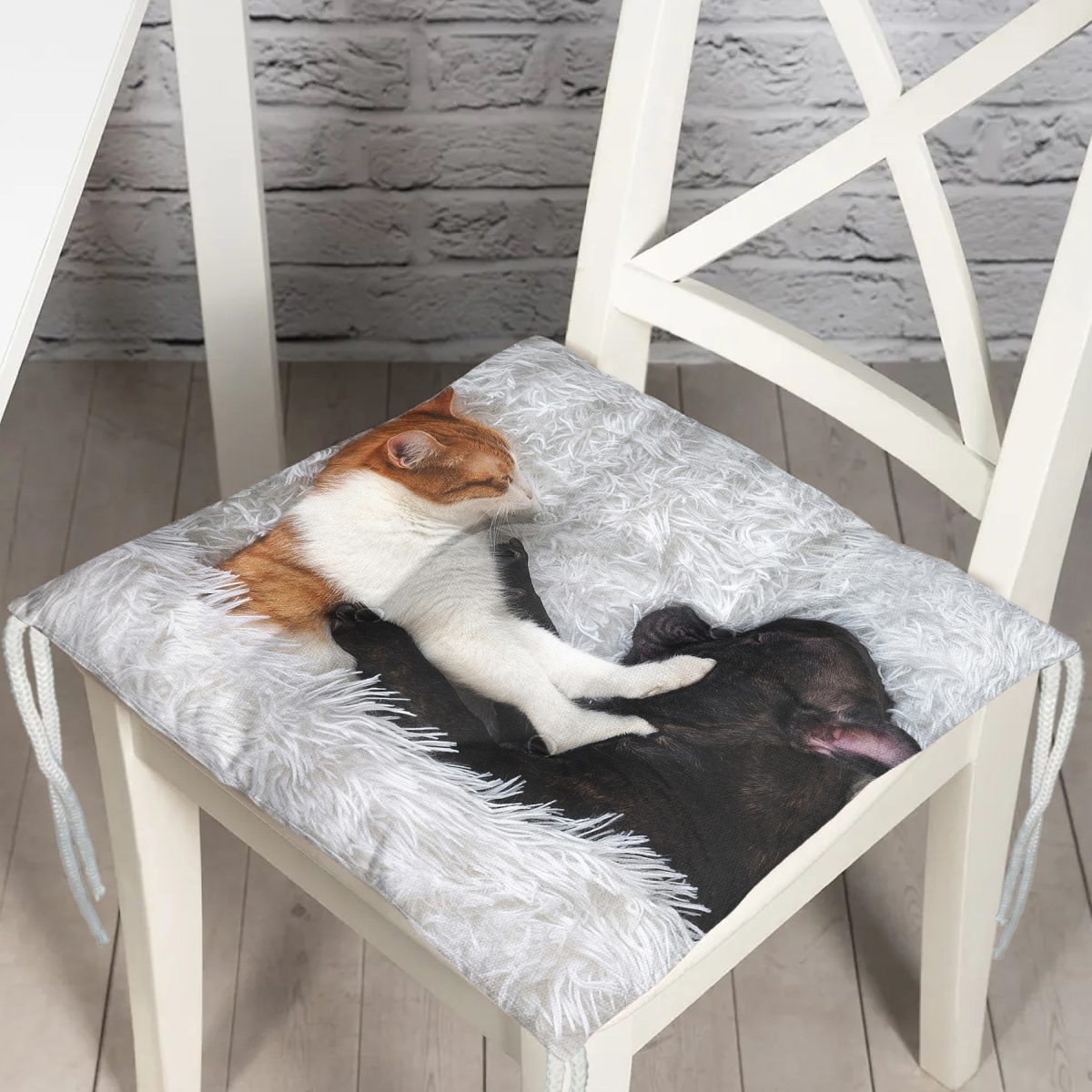 Köpek ve Kedili Dijital Baskılı Modern Pofuduk Sandalye Minderi Realhomes