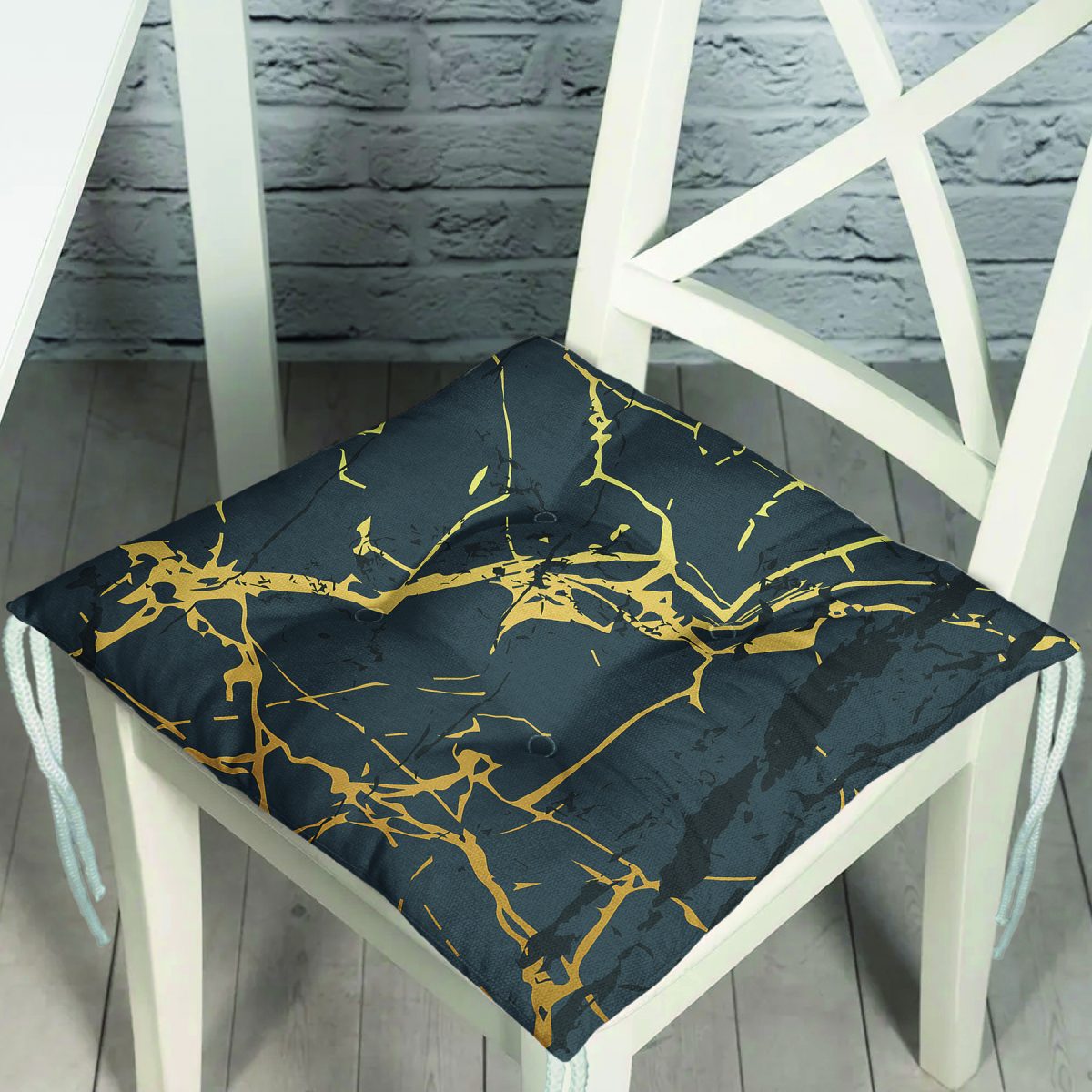 Koyu Zeminde Altın Rengi Mermer Desenli Dijital Baskılı Modern Pofuduk Sandalye Minderi Realhomes