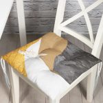 Renkli Zeminde Leylek Desenli Dijital Baskılı Modern Pofuduk Sandalye Minderi Realhomes