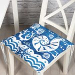 - Pofi-7111-Gorsel - Realhomes Mavi Zeminli Deniz Feneri Desenli Dijital Baskılı Modern Pofuduk Sandalye Minderi Realhomes