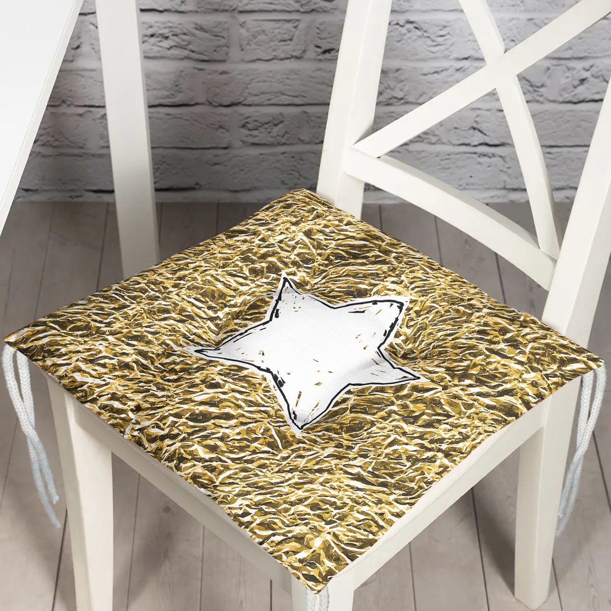 Gold Zeminli Beyaz Yıldız Desenli Dijital Baskılı Modern Pofuduk Sandalye Minderi Realhomes
