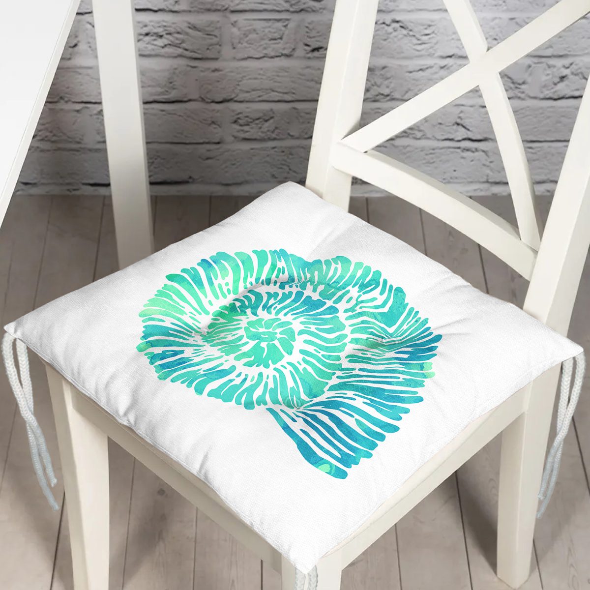 Beyaz Zeminde Yeşil Renkli Deniz Kabuğu Desenli Dijital Baskılı Modern Pofuduk Sandalye Minderi Realhomes