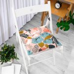 - Pofi-7253-Gorsel-1 - Realhomes  Pudra Zemin Üzerinde Onedraw Çizimli Yaprak Desenli Dijital Baskılı Modern Pofuduk Sandalye Minderi Realhomes