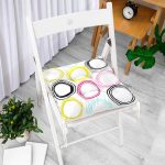 - Pofi-7803-Gorsel-1 - Realhomes  Beyaz Zemin Üzerinde Renkli Geometrik Desenli Dijital Baskılı Modern Pofuduk Sandalye Minderi Realhomes