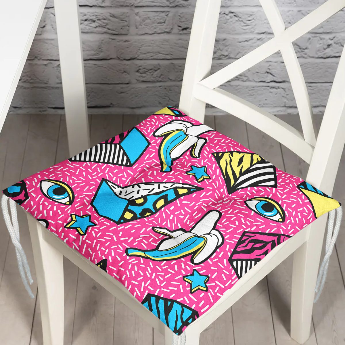 Pembe Zemin Üzerinde Modern Renkli Desenli Dijital Baskılı Modern Pofuduk Sandalye Minderi Realhomes