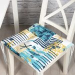 - Pofi-7919-Gorsel - Realhomes Beyaz Zemin Üzerinde Renkli Deniz Motifli Dijital Baskılı Modern Pofuduk Sandalye Minderi Realhomes