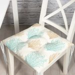 - Pofi-8085-Gorsel - Realhomes Renkli Zemin Üzerinde Deniz Otu Desenli Dijital Baskılı Modern Pofuduk Sandalye Minderi Realhomes