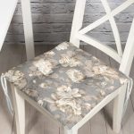 - Pofi-8344-Gorsel - Realhomes  Renkli Zemin Üzerinde Gül Desenli Dijital Baskılı Modern Pofuduk Sandalye Minderi Realhomes