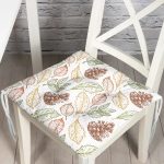 - Pofi-8359-Gorsel - Realhomes Beyaz Zemin Üzerinde Sonbahar Yapraklı Kozalak Desenli Dijital Baskılı Modern Pofuduk Sandalye Minderi Realhomes