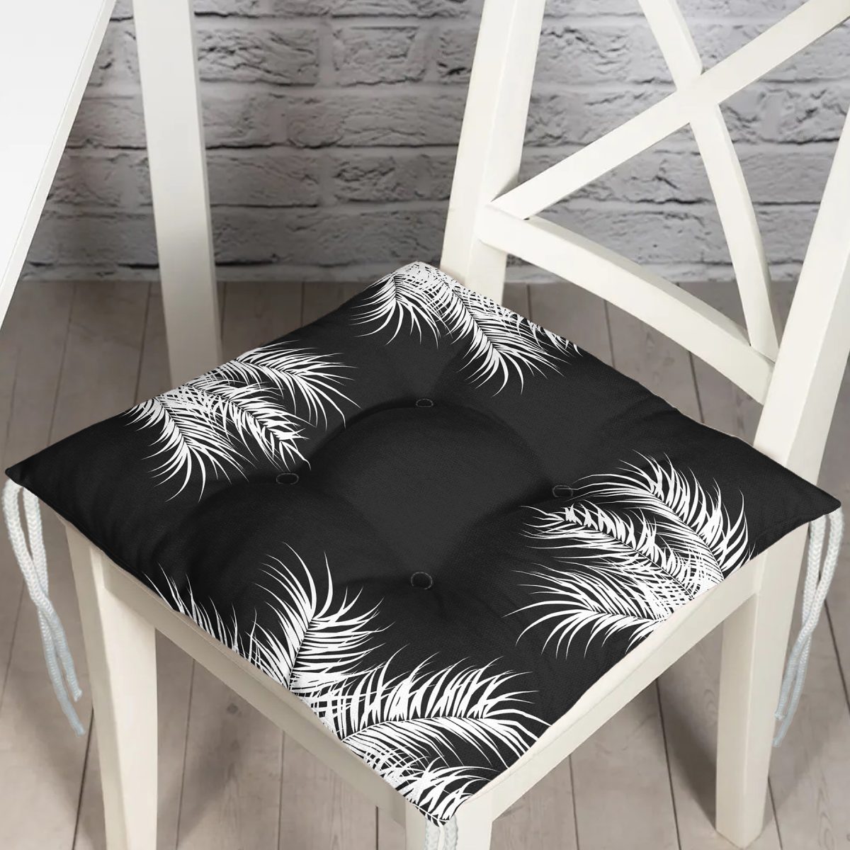 Siyah Zemin Üzerinde Beyaz Yaprak Desenli Dijital Baskılı Modern Pofuduk Sandalye Minderi Realhomes