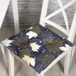 - Pofi-8591-Gorsel - Realhomes Renkli Zemin Üzerinde Gold Detaylı Yaprak Desenli Dijital Baskılı Modern Pofuduk Sandalye Minderi Realhomes