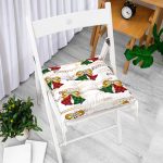 - Pofi-8620-Gorsel-1 - Realhomes  Beyaz Zemin Üzerinde Ekoseli Çan Desenli Dijital Baskılı Modern Pofuduk Sandalye Minderi Realhomes