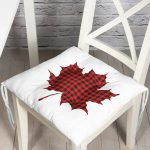 - Pofi-8715-Gorsel - Realhomes Beyaz Zemin Üzerinde Ekose Desenli Yaprak Dijital Baskılı Modern Pofuduk Sandalye Minderi Realhomes